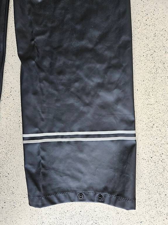 Pantaloni: Pyttpytt Skybyger Regenhose Schwarz Gr. 14 / ca. 164 – Usato da Kloten venduto da Samerus 4