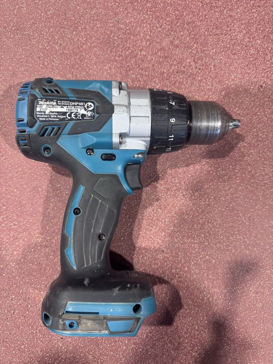 Makita Tutti gli attrezzi: Defekte makita DHP 481 – Difettoso da Buchs SG venduto da Jaci95 2
