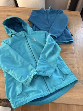 Jack Wolfskin 3 in 1 Jacke Grösse 128 für Mädchen 