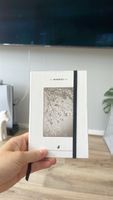 KORRES Notizbuch mit Gummiband gebunden