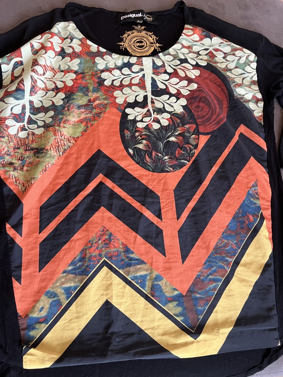 Desigual Polo-Shirts: DESIGUAL T-Shirt gr. L – Gebraucht aus Triesen von bubita 1