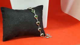 Hübsches armband mit grünen Herzen, neuwertig!