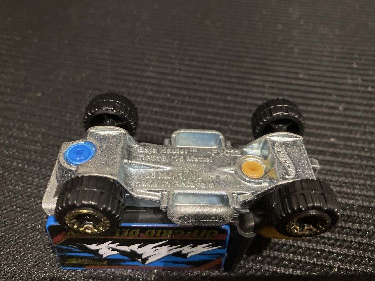 Hot Wheels Modellini d'auto: Hotwheels Baja hauler – Usato da Luzern venduto da tra_t8h7 2