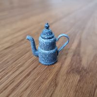 Kaffekännchen klein, antik, pupoenhaus