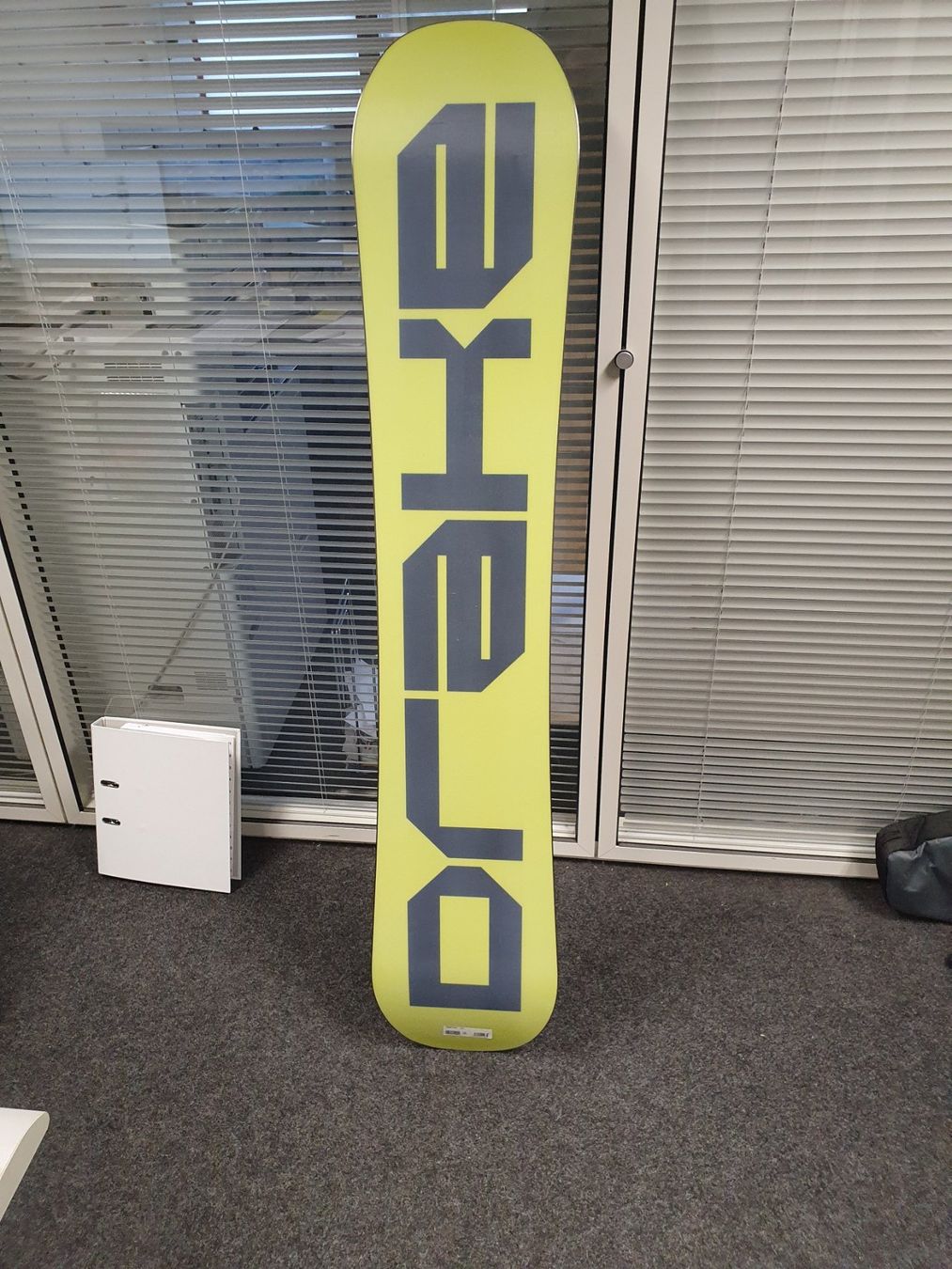 Board: Snowboard DF Drake 2025 155cm – Usato da Ebikon venduto da Surfside-GmbH 1