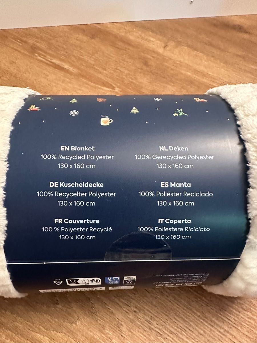 Coperte: Kuscheldecke 130x160cm 100% Recycling Polyester Neu – Usato da Zürich venduto da iva_9svl 1