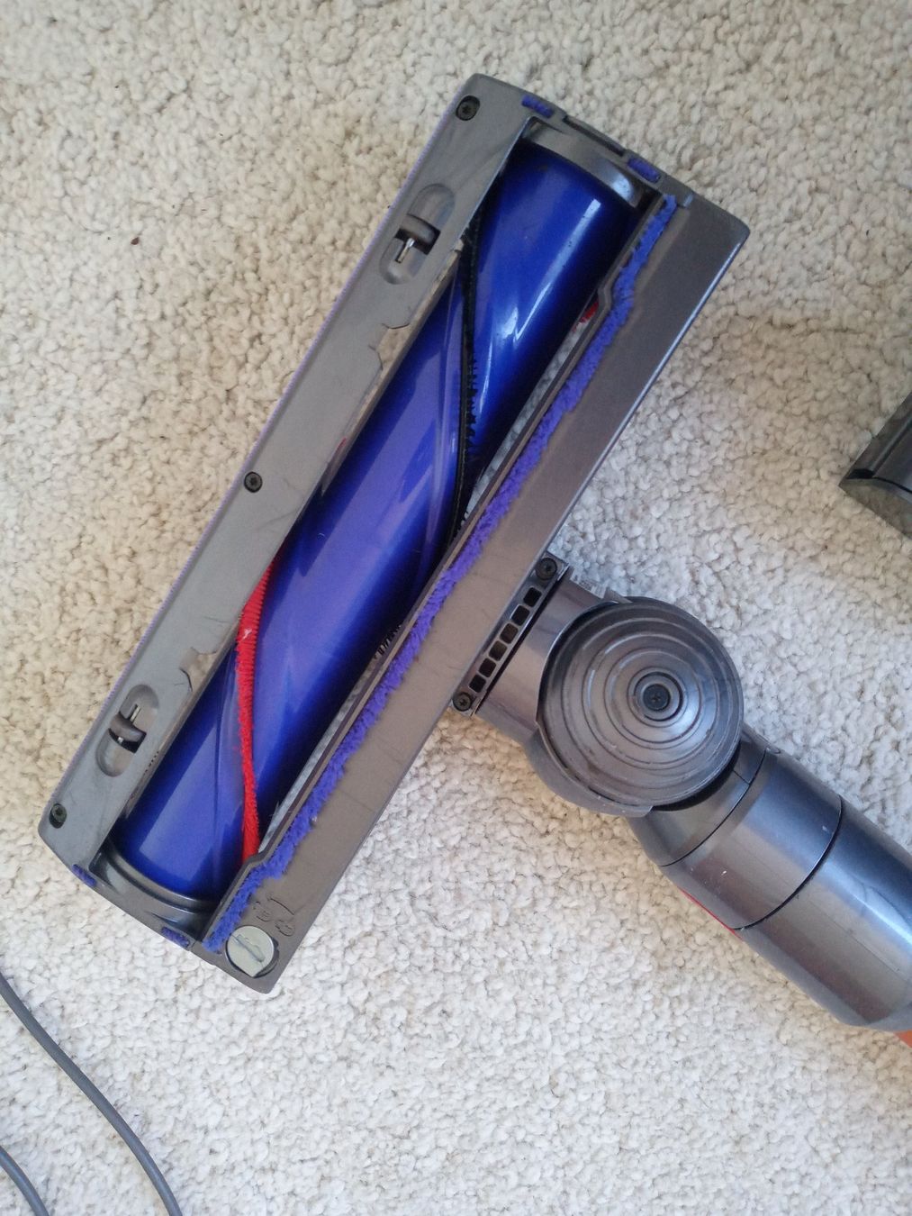 Dyson Aspirateurs & Accessoires: Handstaubsauger Dyson V8 – D'occasion à Prez-vers-Siviriez par Monija70 6