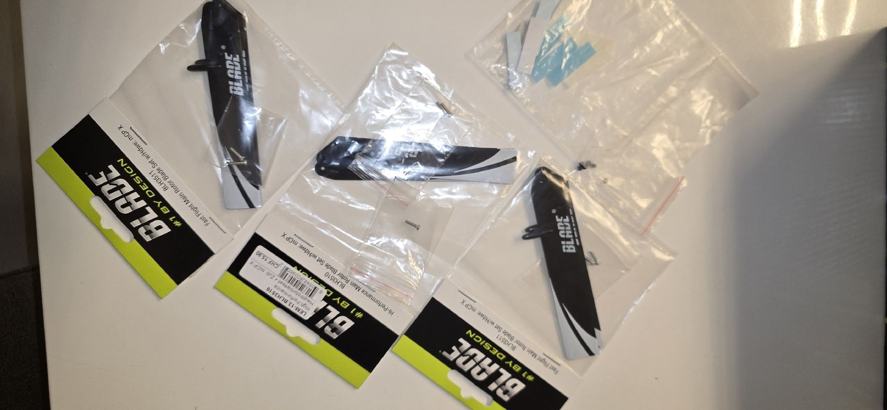 Spielzeuge: Hélicoptère  Blade mCP X avec télécommande – Gebraucht aus Moutier von gon_cc9z 4