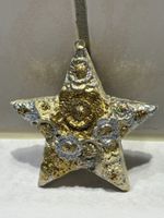 Hübscher Stern-Anhänger aus Metall mit Glitzersteinchen
