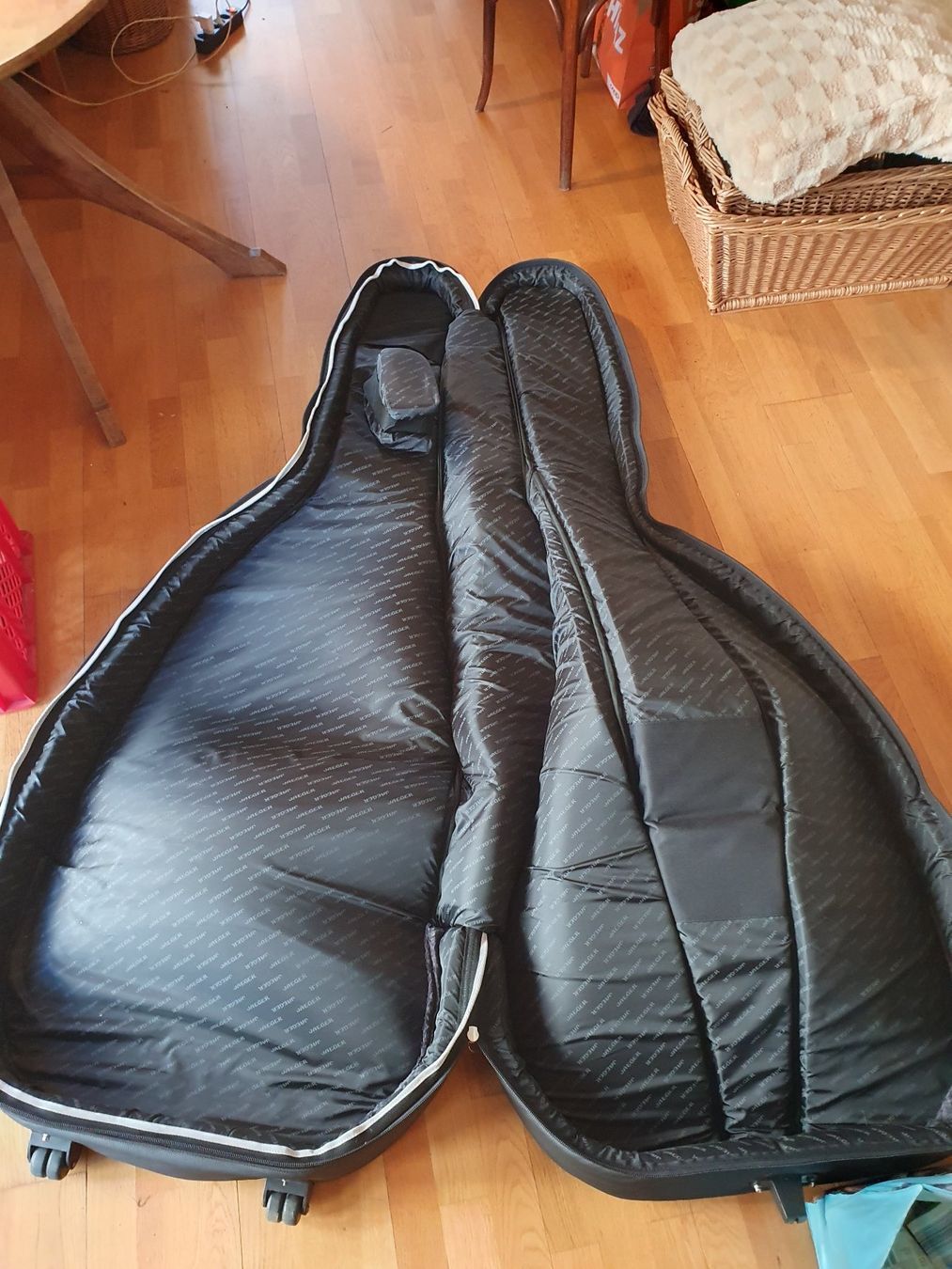 Strumenti musicali: Jaeger Kontrabasshülle – Usato da Zürich venduto da loosebone 3