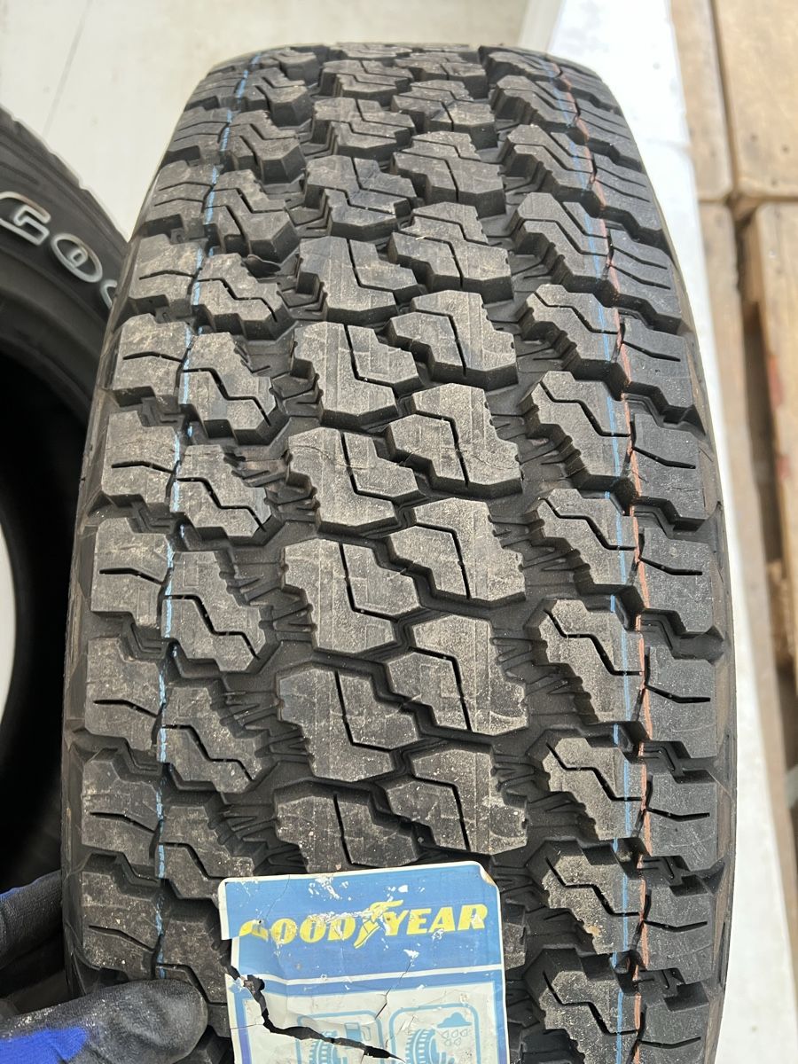 Pneus & Kompletträder: 2x245/75/17 Goodyear – Gebraucht aus Glis von Rasa2015 1