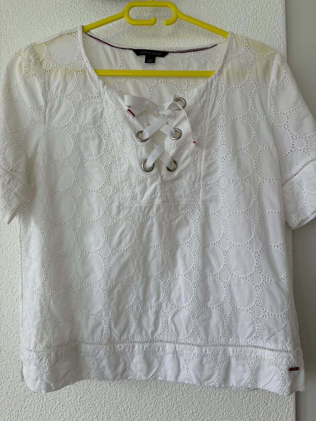 Tommy Hilfiger Camicette: Tommy Hilfiger Sommerbluse Weiss Spitze, Grösse M – Usato da Hohenrain venduto da murmelinchen25