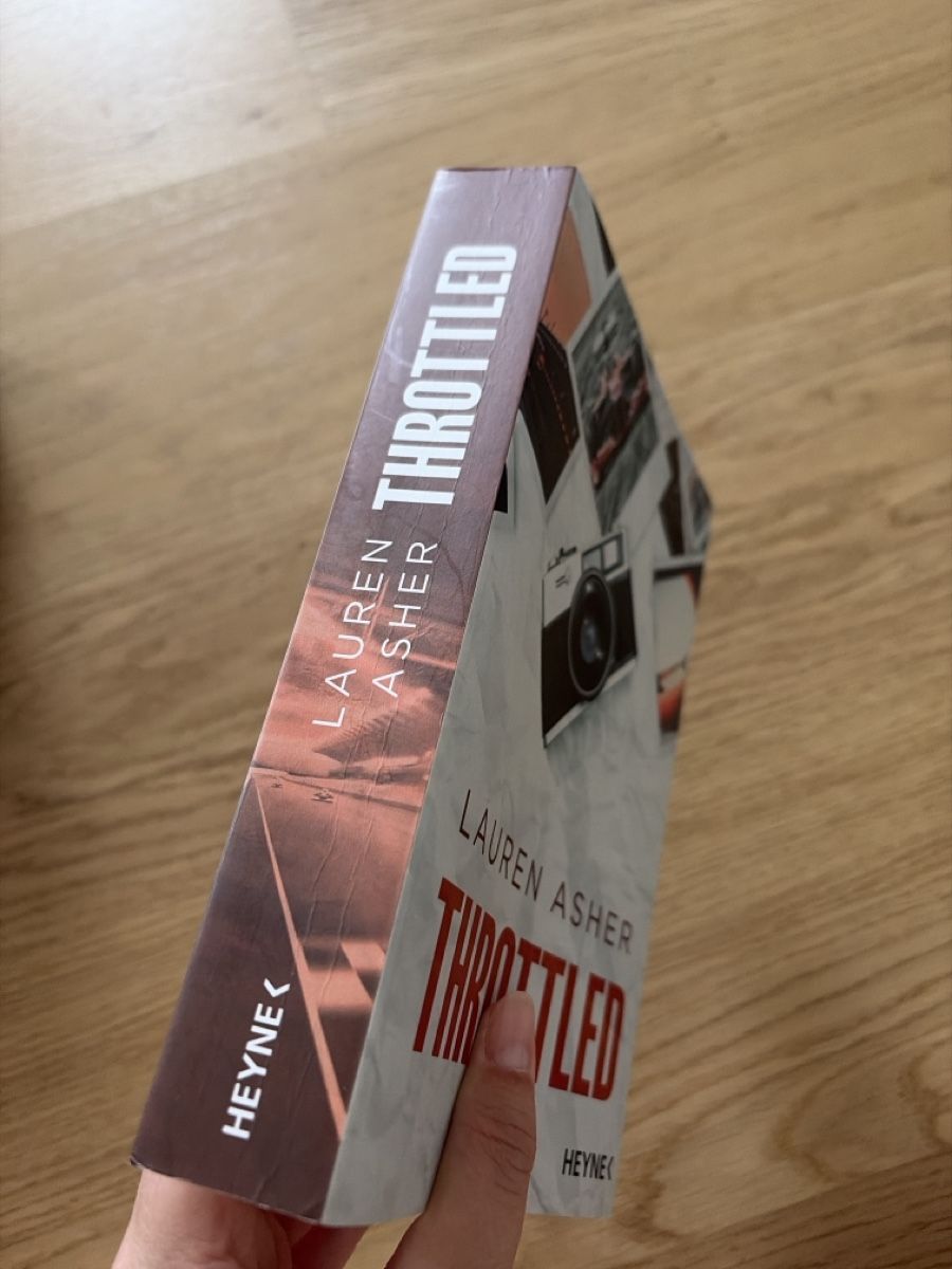 Libri: Lauren Asher Throttled Roman  – Usato da Niederhasli venduto da des_gn7y 1