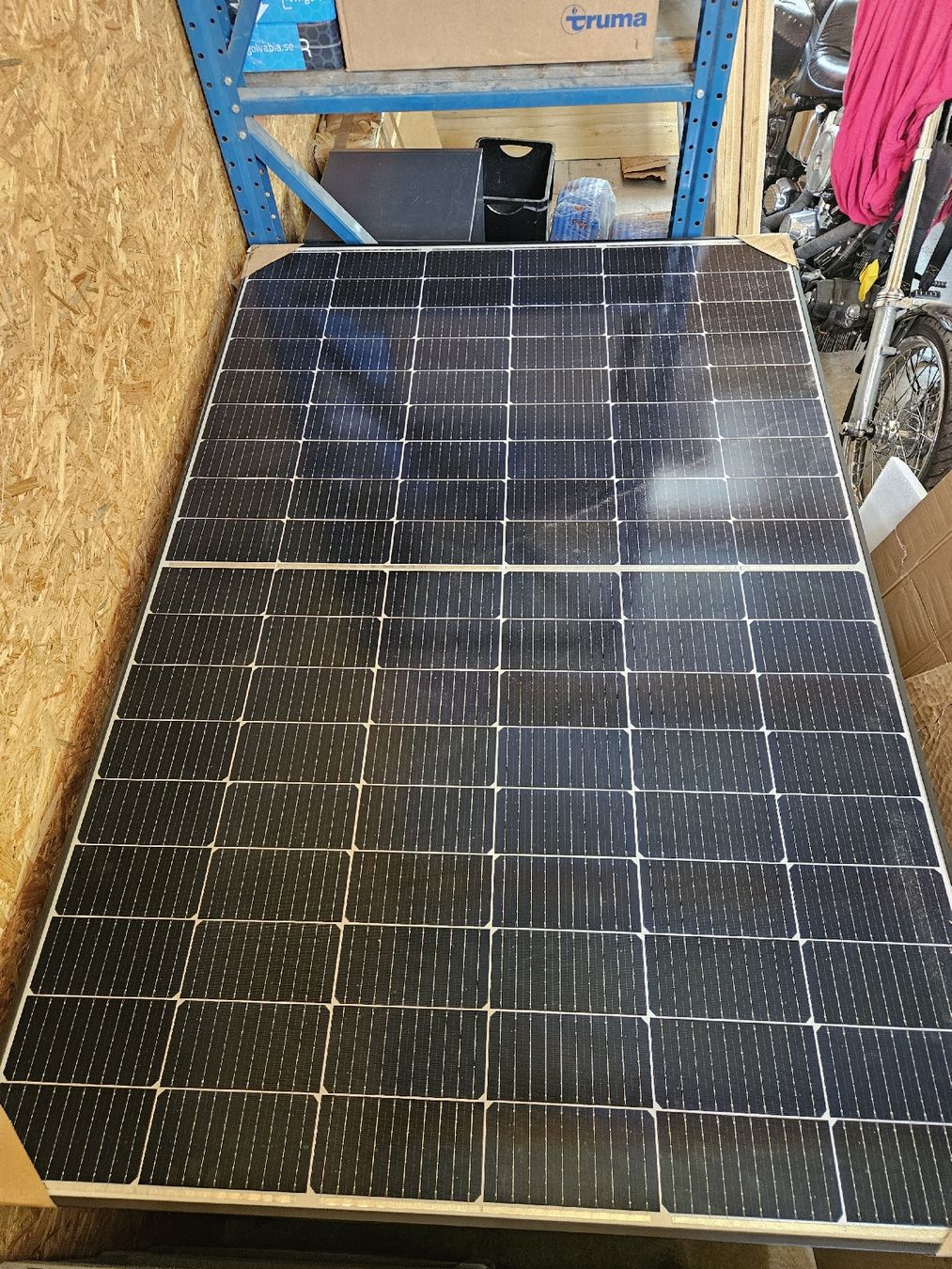 Dispositivi a energia solare: 1StückPV-Modul Axitec AXIpremium AC-410M – Nuovo (secondo la descrizione) da St.Gallenkappel venduto da RocknSkull 1