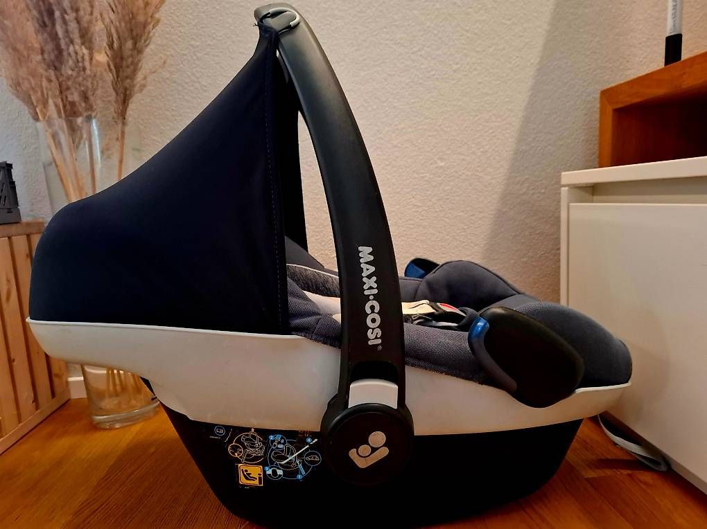 Auto-Kindersitze: Maxi Cosi Pebble Pro i-Size – Gebraucht aus Fischingen von Ke-na 3