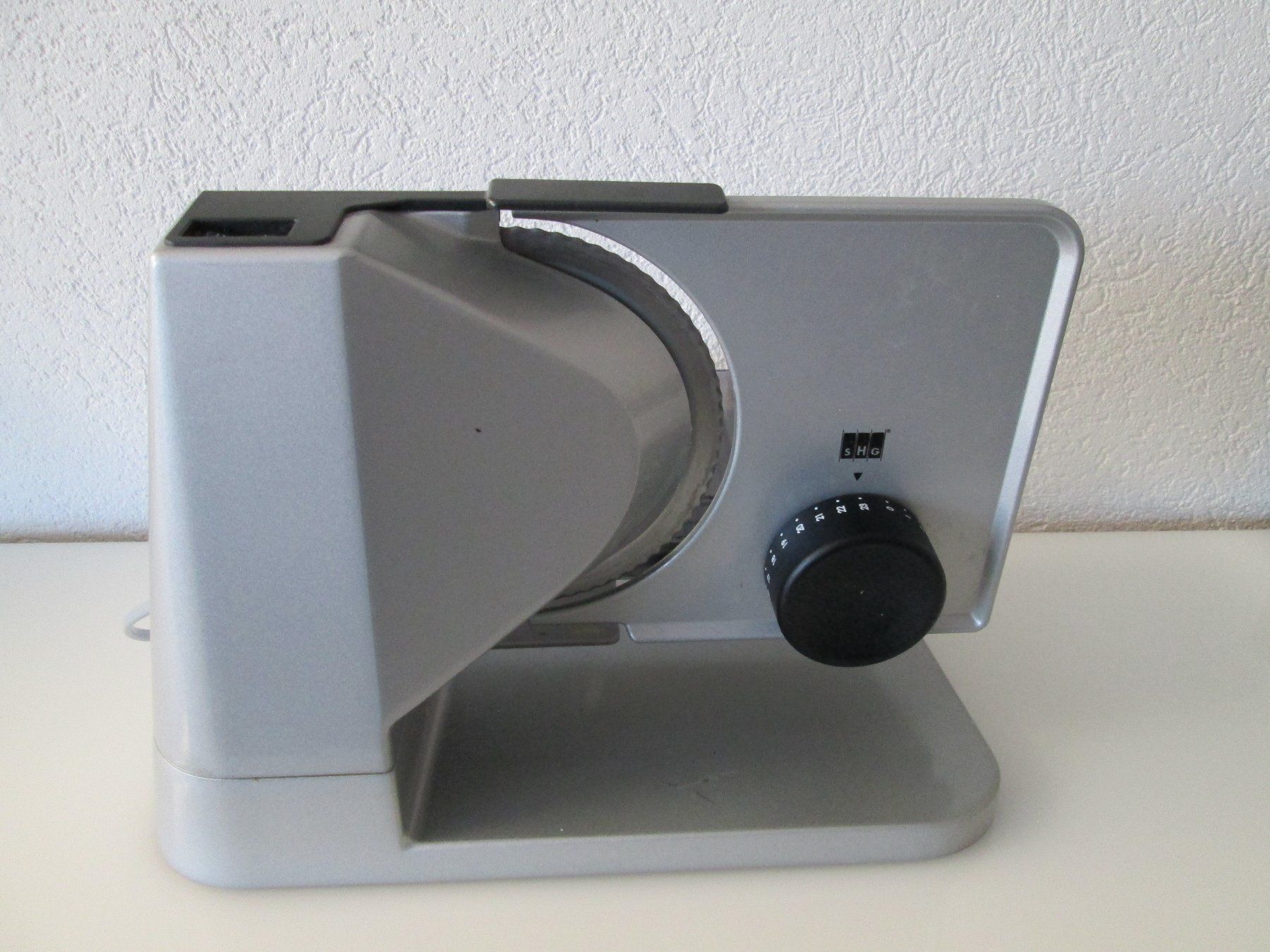 Küchengeräte: Aufschnittmaschine – Gebraucht aus Movelier von KRASI61 2