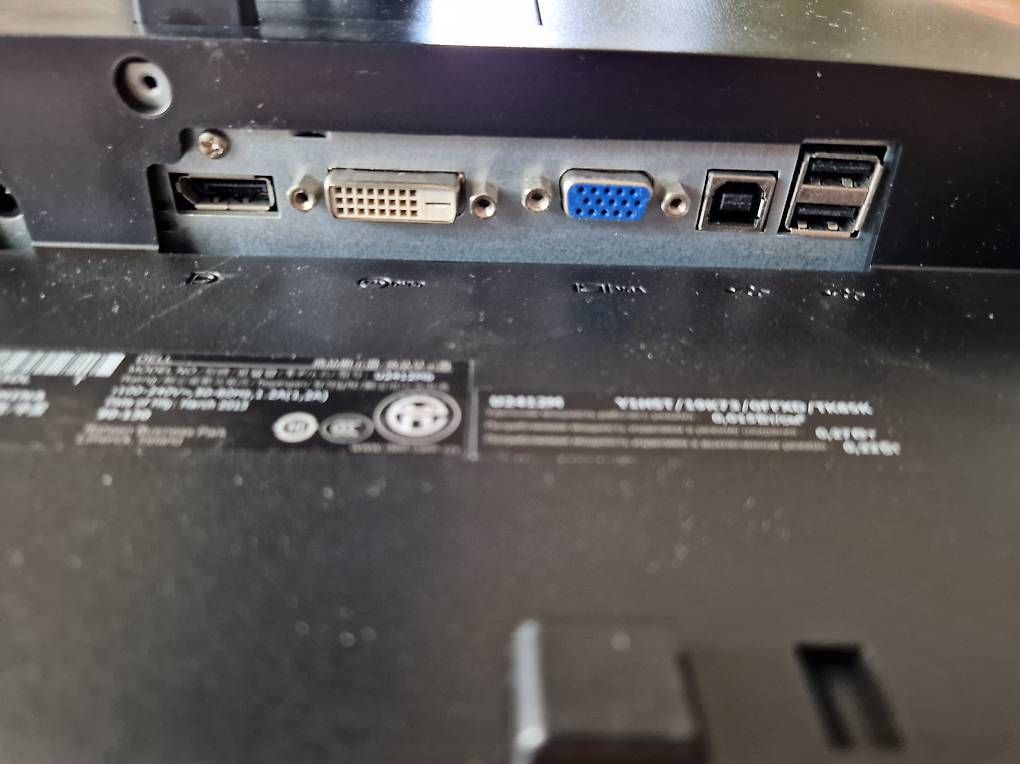 Monitor: Dell U2412M  24 Zoll – Usato da Berlingen venduto da Walterastrid 2