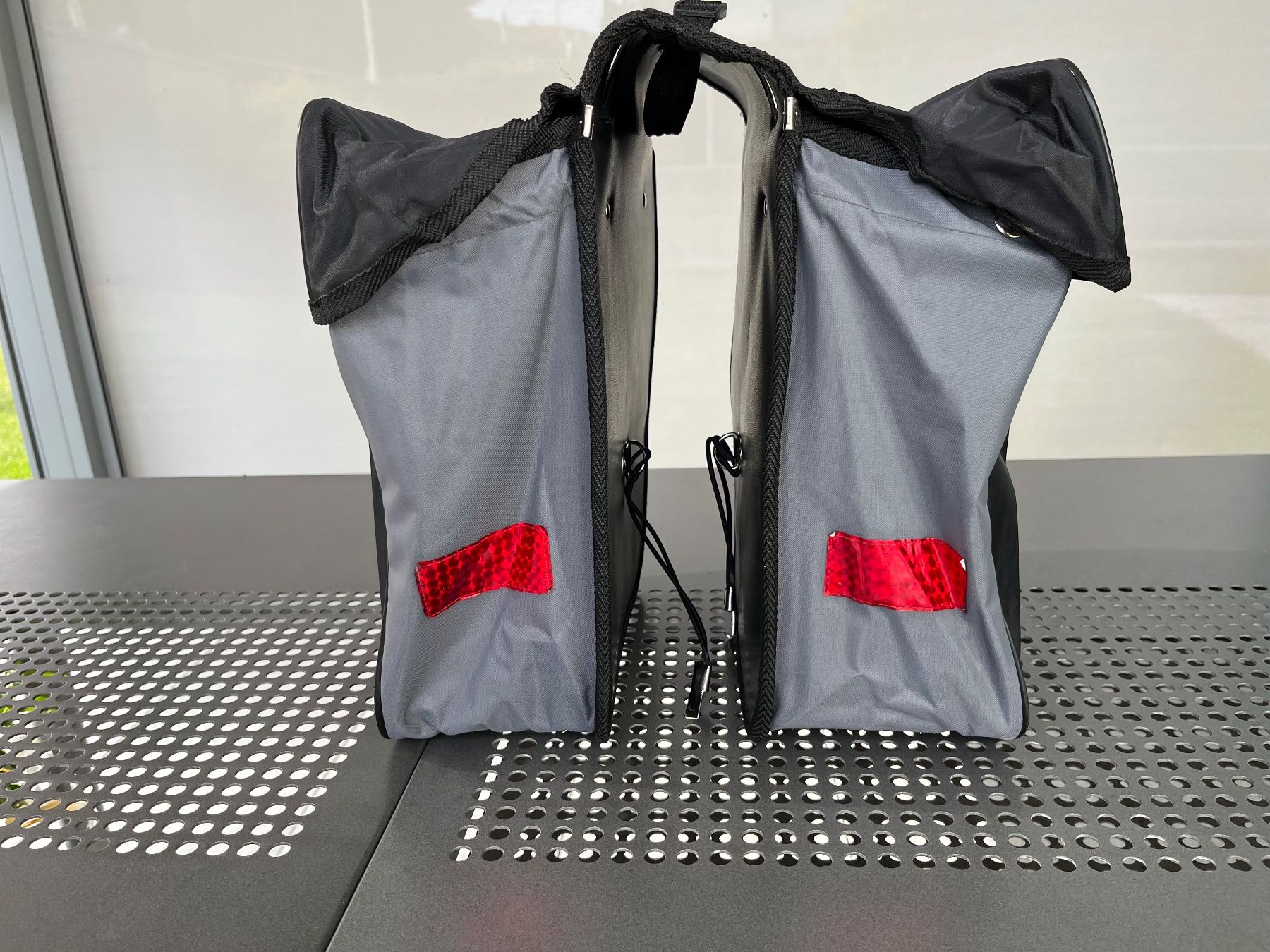 Taschen: Velo Gepäcktasche – Gebraucht aus Bremgarten AG von udb 2
