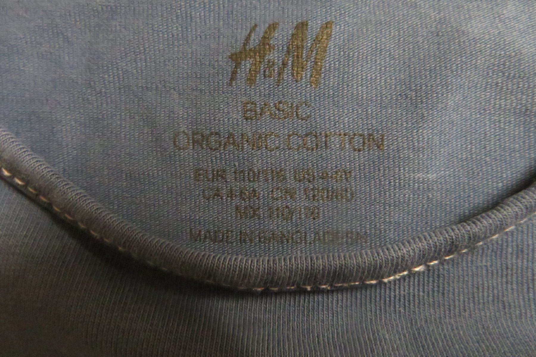 Blouses, T-shirts & Tops: T-Shirt Gr. 110-116 – D'occasion à Steckborn par Bibendum02 1