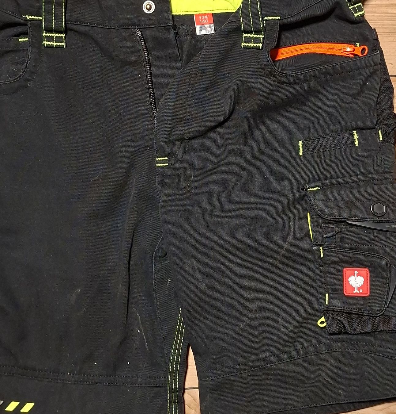 Engelbert Strauss Pantaloni: Engelbert Strauss Arbeitsshorts schwarz gebraucht – Usato da Latterbach venduto da ben_mn6f