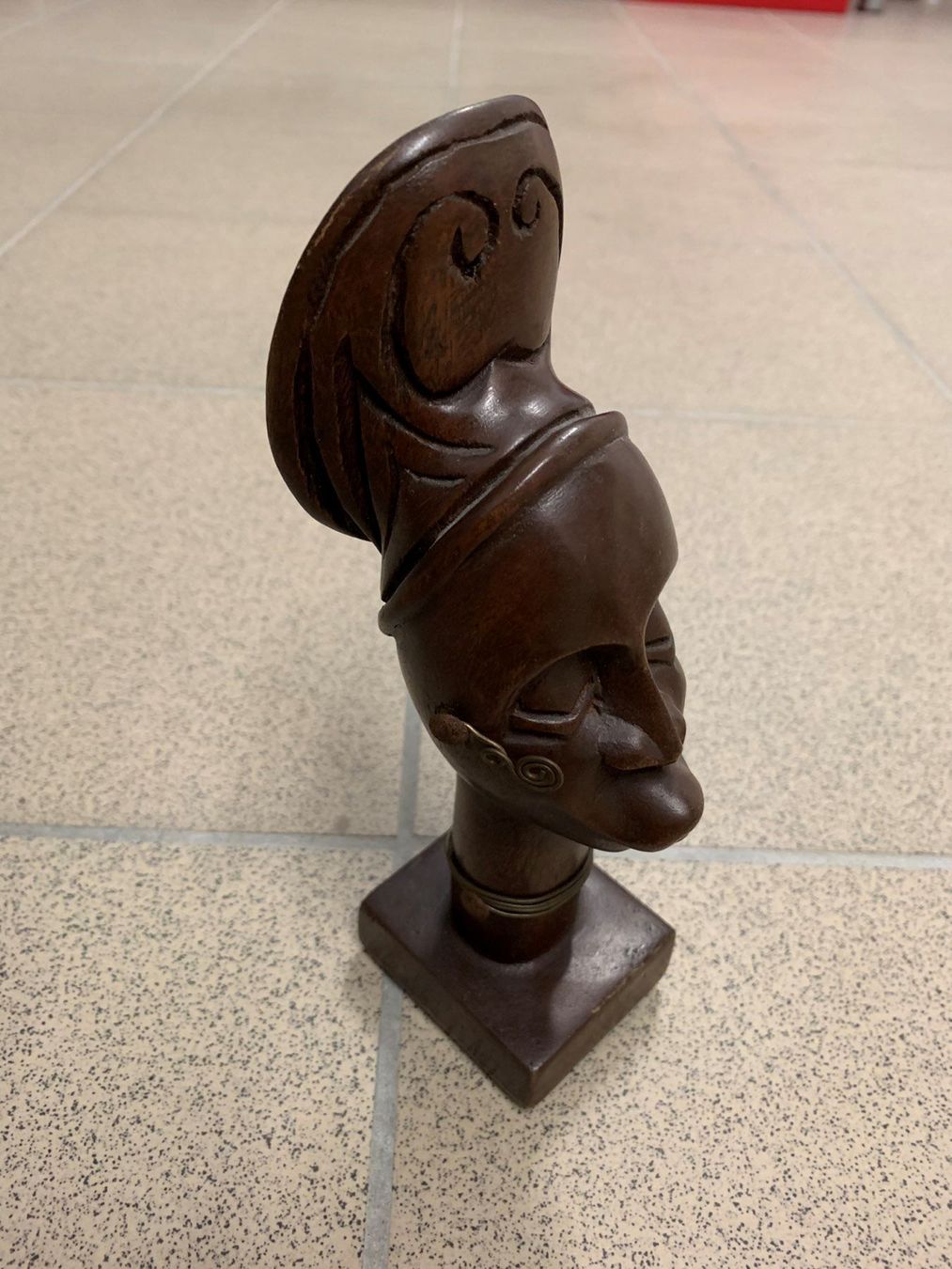 Skulpturen & Statuen: Afrikanische Holzschnitz Skulptur – Gebraucht aus Biberist von swiss-made