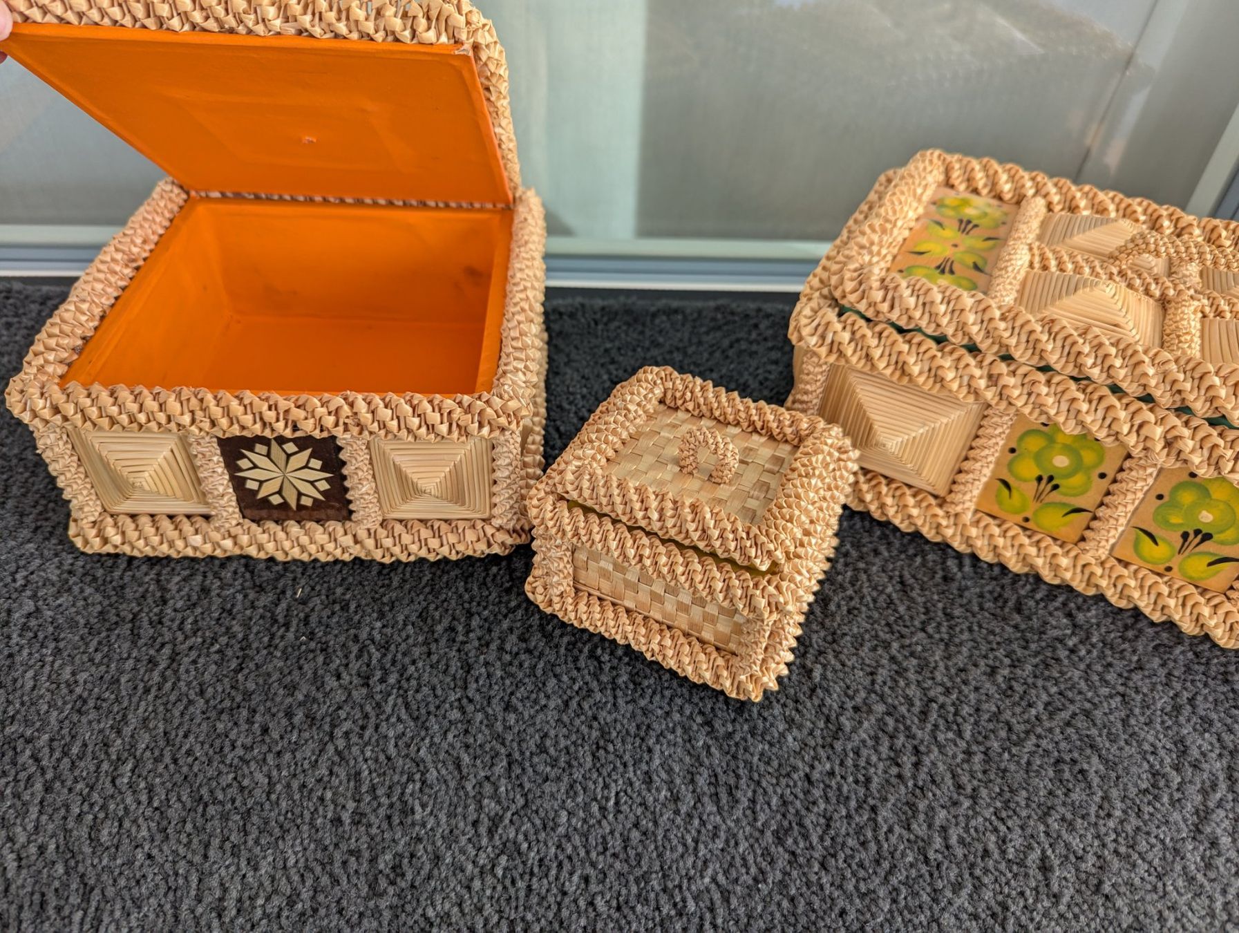 Cassapanche: Vintage russische Schmuck Schatullen – Usato da Ormalingen venduto da marithias23 2