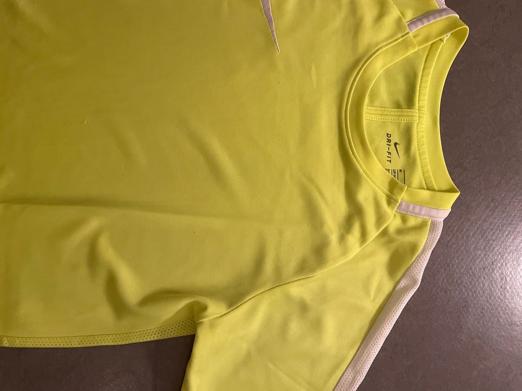 Nike Camicie, T-shirt & Polo: Nike T-shirt – Usato da Zürich venduto da Ivona3 2