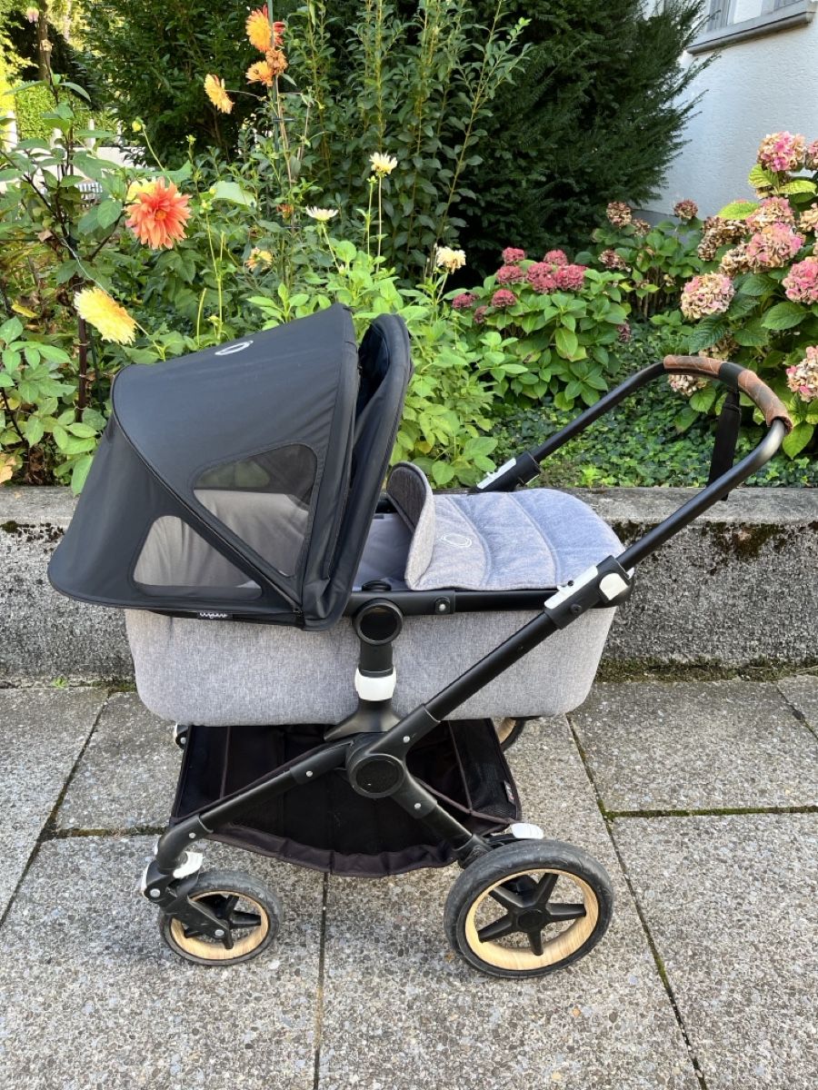 Bugaboo Carrozzine: Bugaboo Fox2 Stroller grey & black – Usato da Küsnacht ZH venduto da hmrlindvall