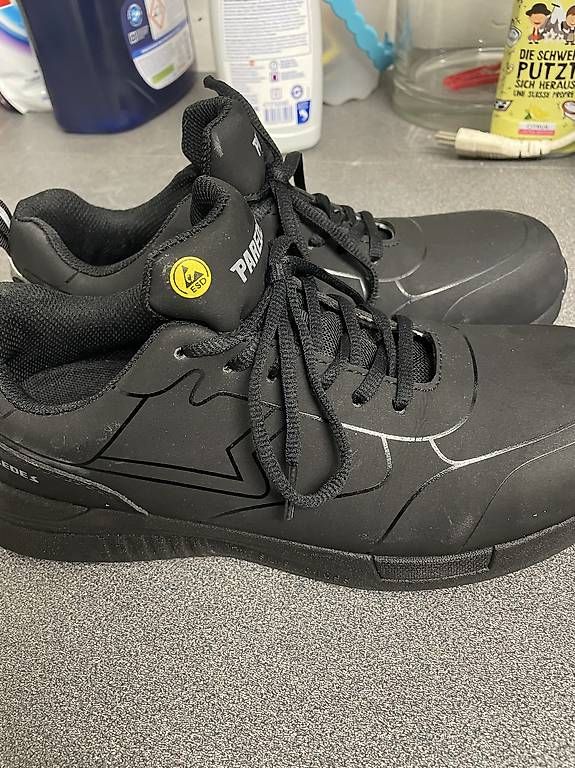 Scarpe da donna: Sicherheitsschuhe Gr 40 – Usato da Rupperswil venduto da Dexaner59