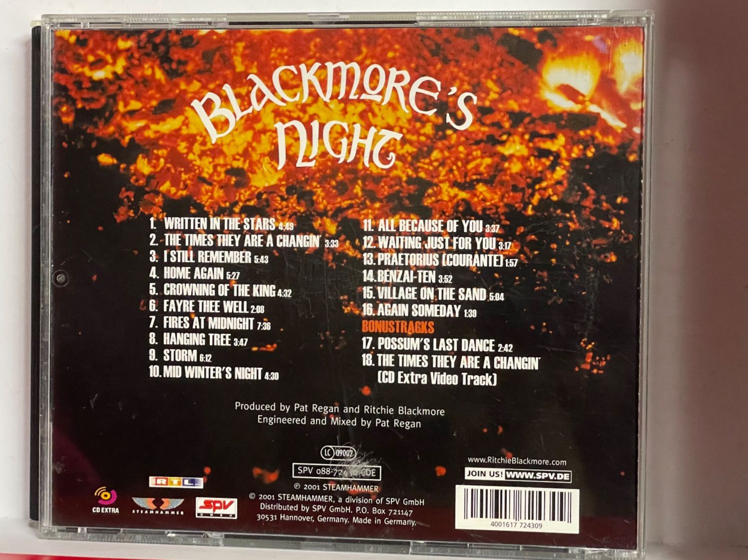 CD: Ritchie Blackmore's Night-Fires At Midnight CD – Usato da Muri b. Bern venduto da AdidasCollector 1