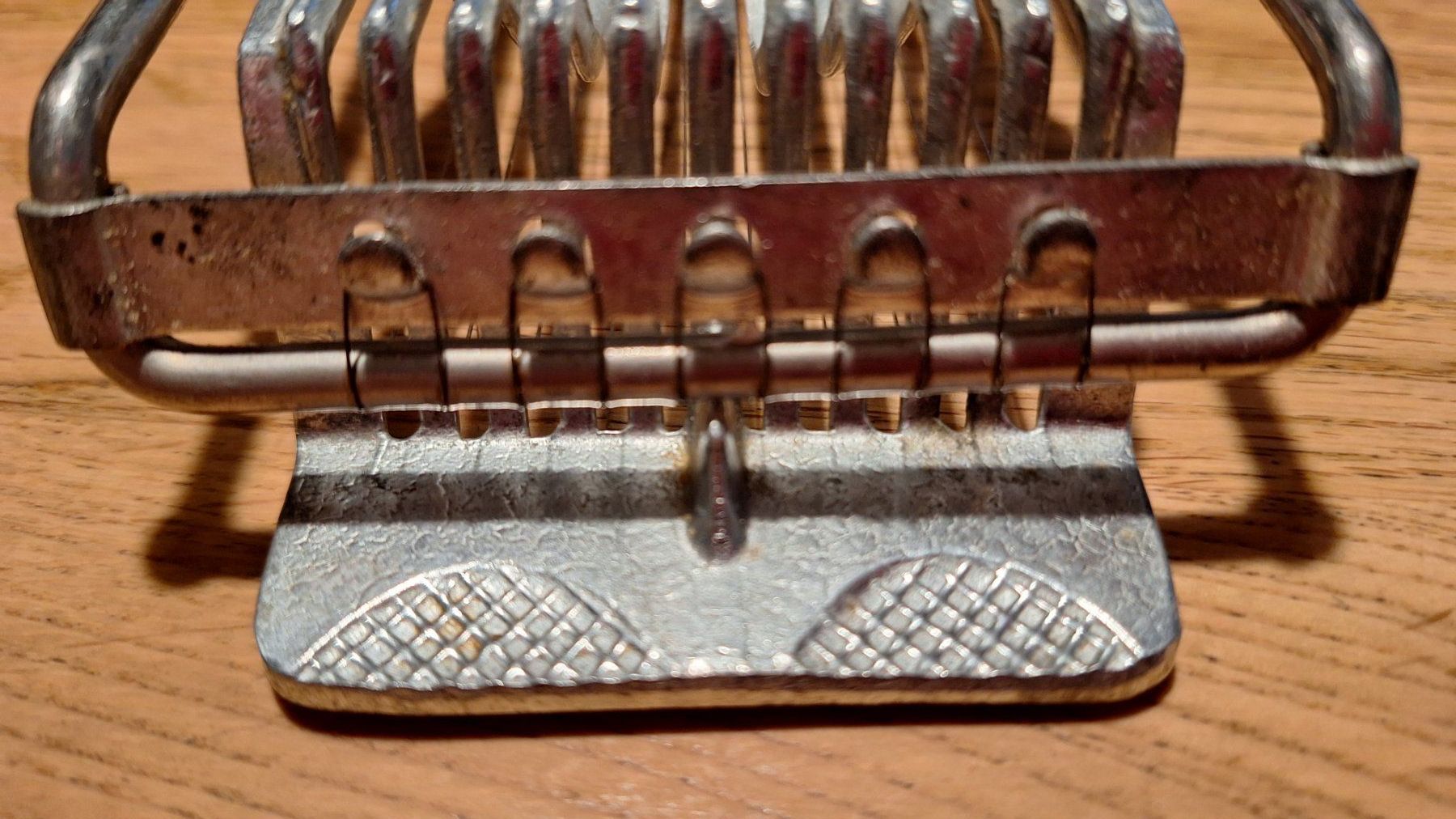 Elettrodomestici da cucina: Vintage Eierschneider , Metall – Usato da Dornach venduto da majo8689 4