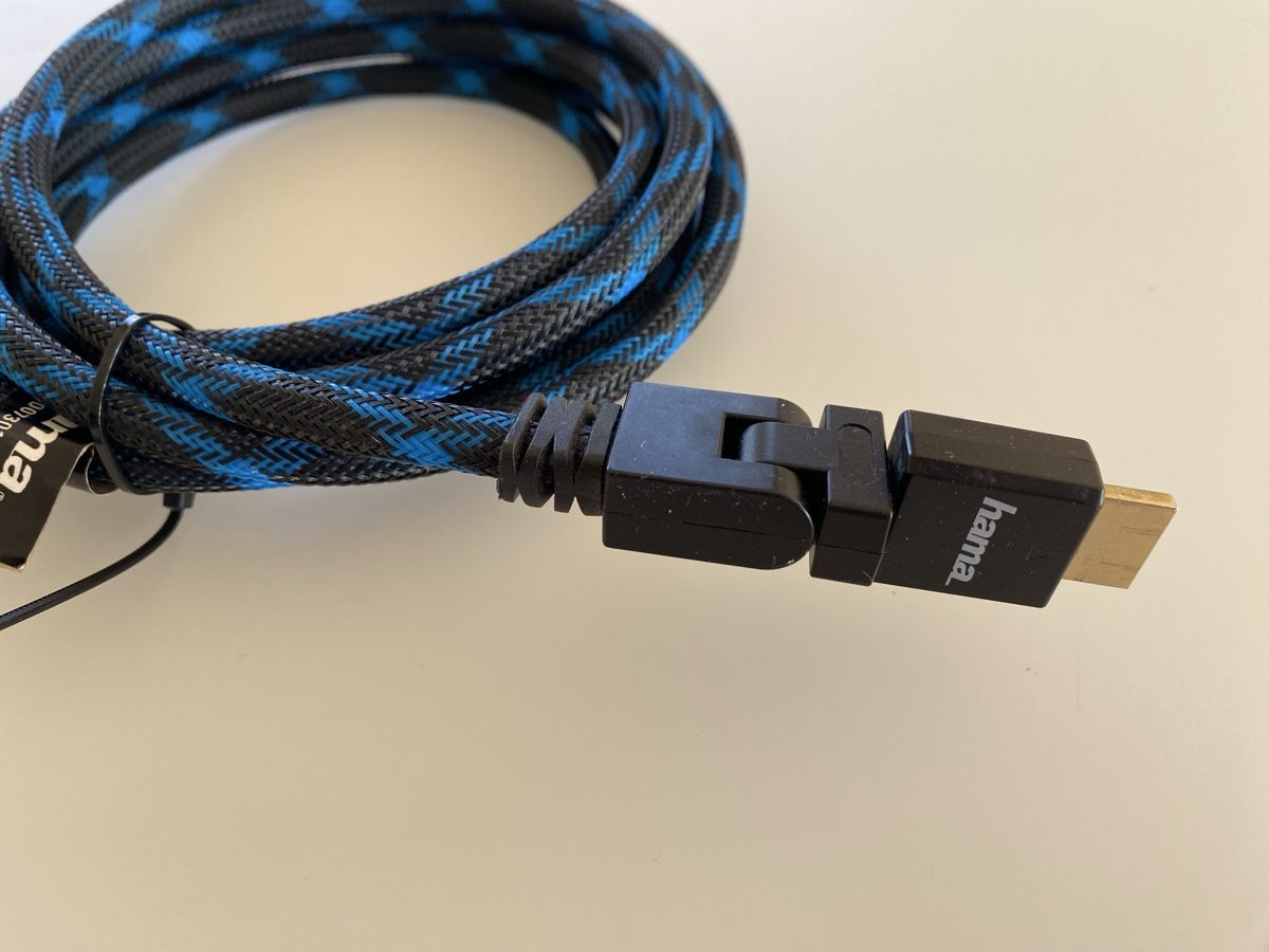 Cavi: HDMI KABEL. 1080 BILDRATE – Usato da Hochdorf venduto da Katja014