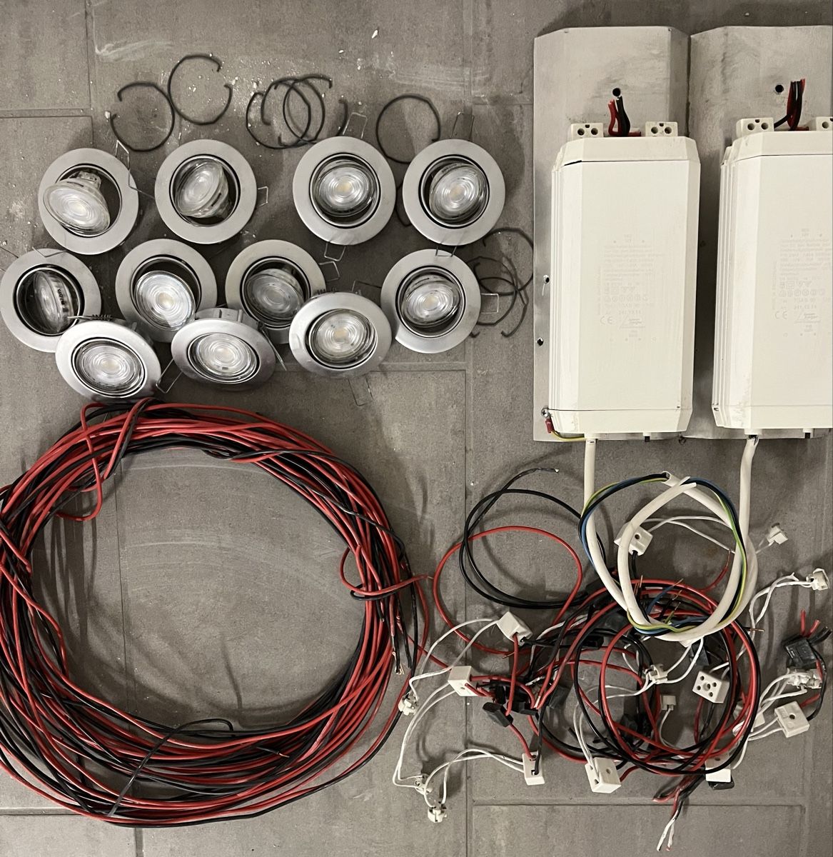 Lampadari & plafoniere: 11 Stück Einbauspot mit LED Spot – Usato da Niederhelfenschwil venduto da Markus.Kleger 3