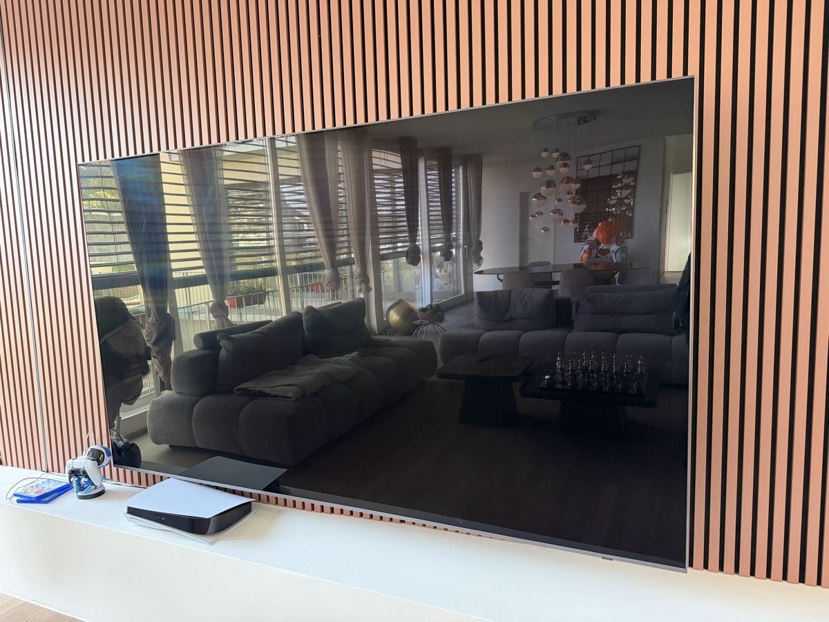 Samsung Televisori: Samsung TV QLED smart 4K 98" – Usato da Arlesheim venduto da kay_v7nr 1
