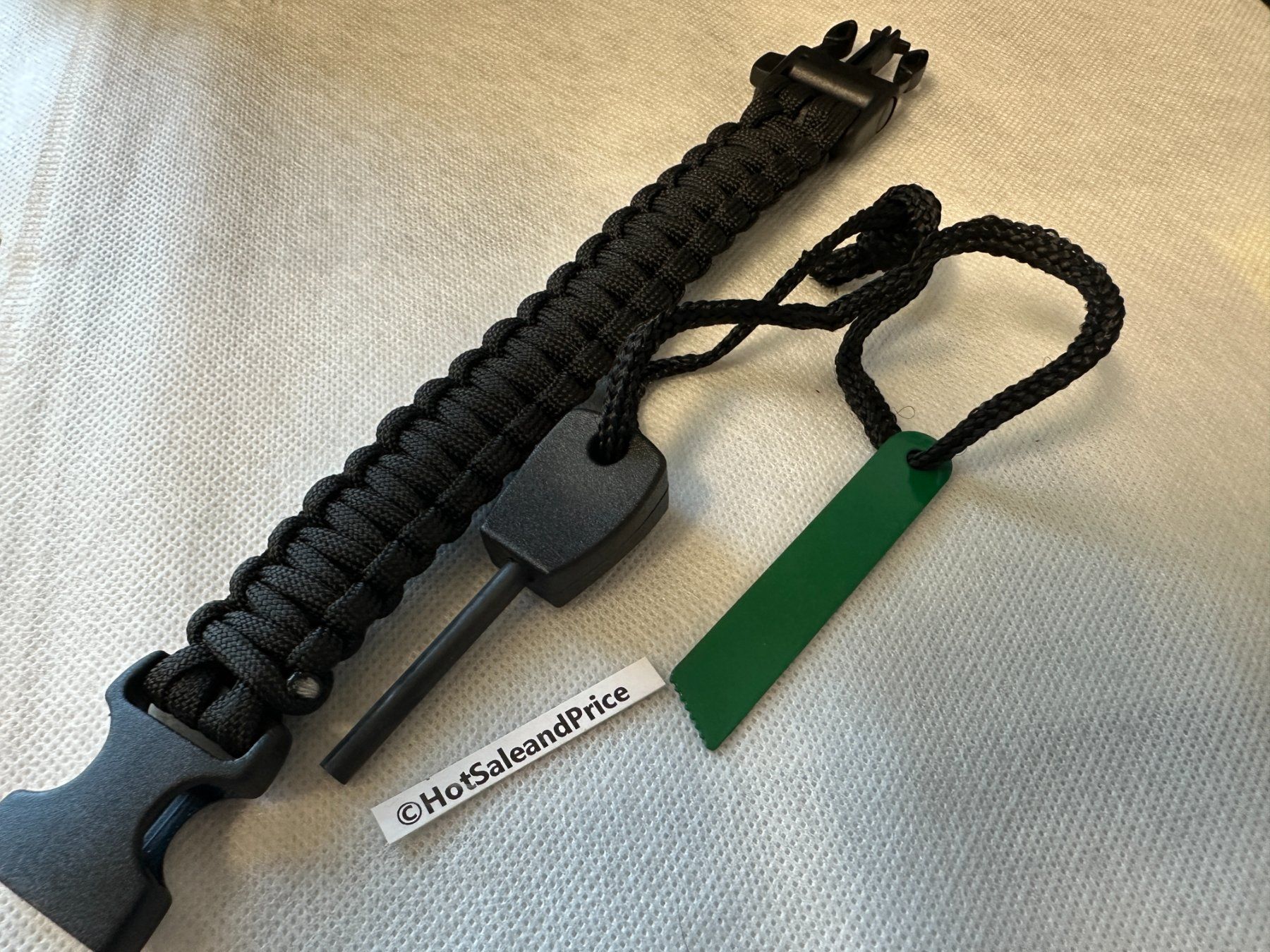 Guinzagli & Collari: Paracord Rettungsseil,Set mit Feuerstein – Nuovo e nell'imballaggio originale da Courlevon venduto da HotSaleandPrice 2