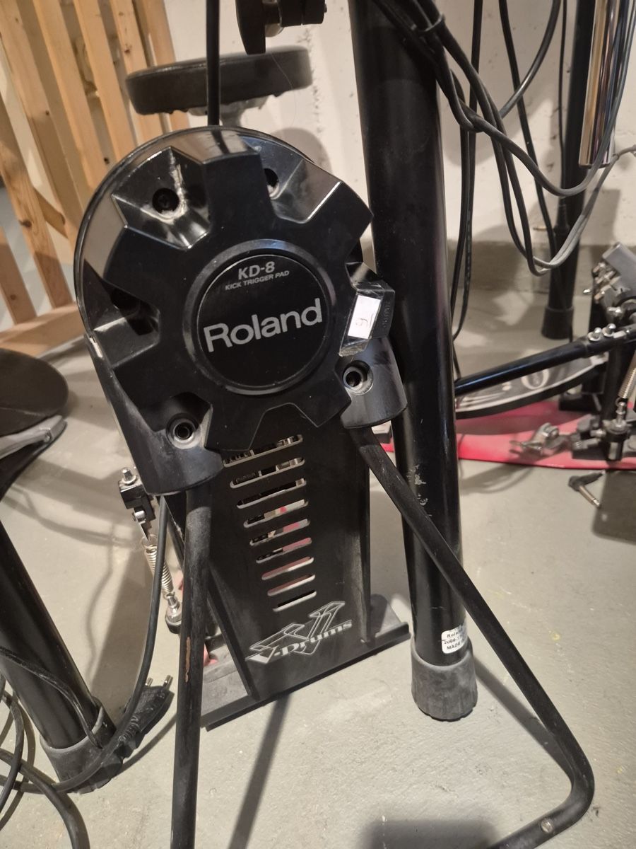 Strumenti musicali: Roland E-Drum Set TD-4KP V-Drums – Usato da Wald ZH venduto da Kitty_pink123 5