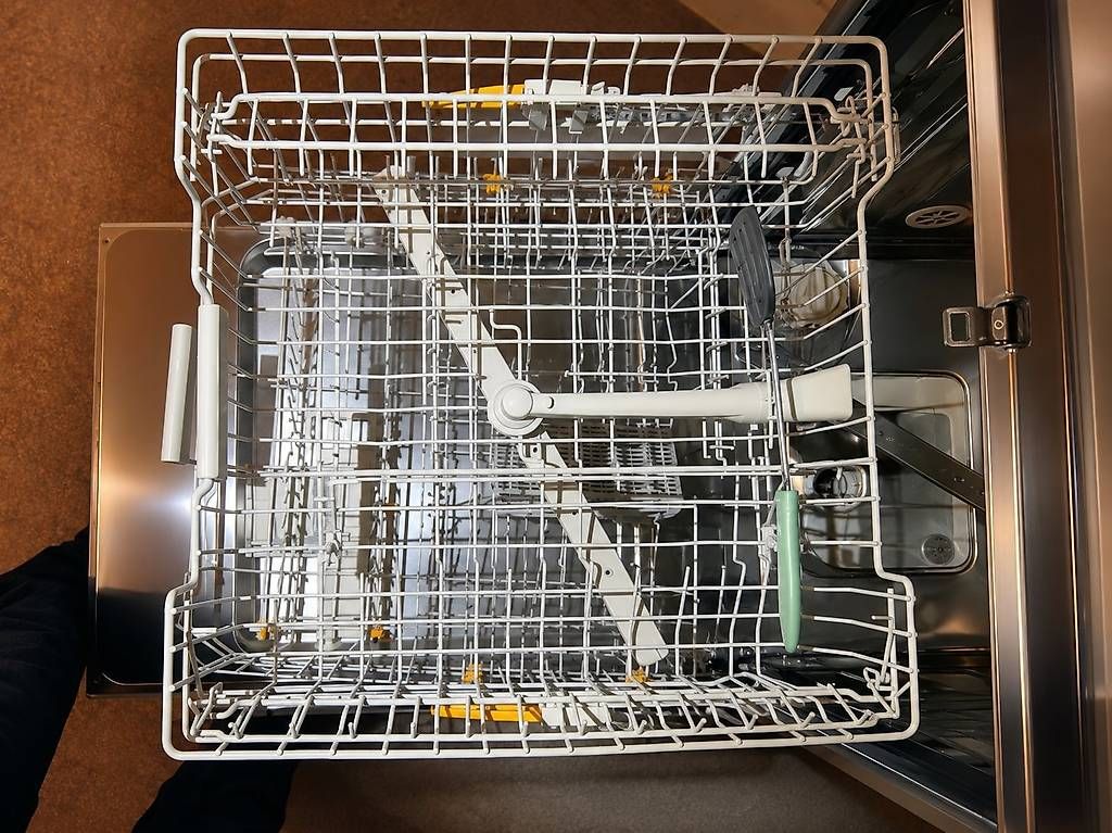 Machines à laver la vaisselle: Geschirrspüler Miele G3305-55 SCi  – D'occasion à Bern par krigo89 3