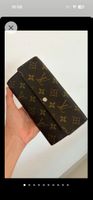 Louis Vuitton Monogram Sarah Geldbörse
