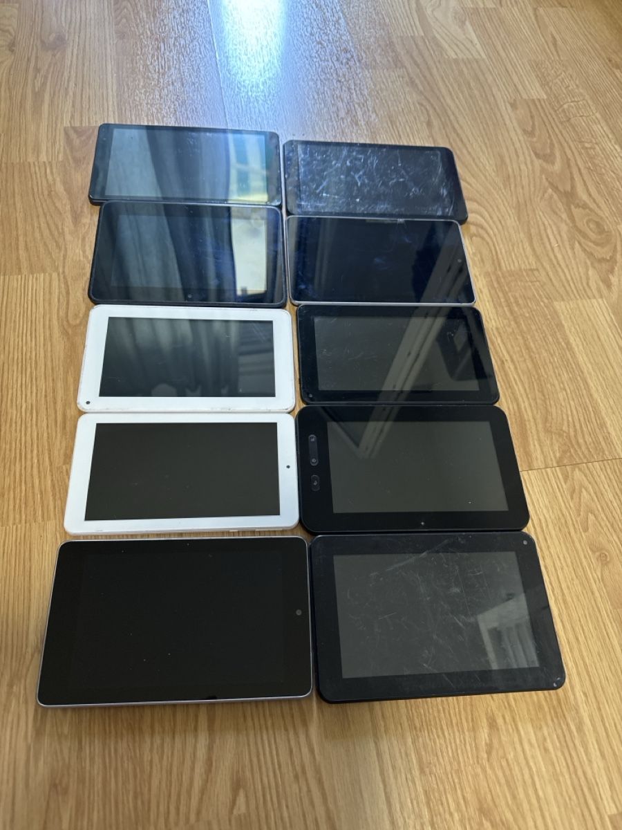 Tablet PC: 10 Tablet Mix different sizes  – Difettoso da Riehen venduto da Top-Quality 2