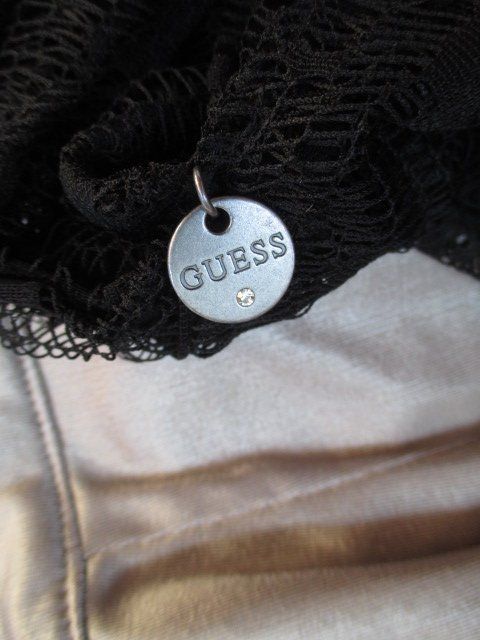 Guess Vestiti: GUESS / fliessendes Kleid mit Spitze Gr. M – Nuovo (secondo la descrizione) da Wetzikon ZH venduto da freeze66north 4