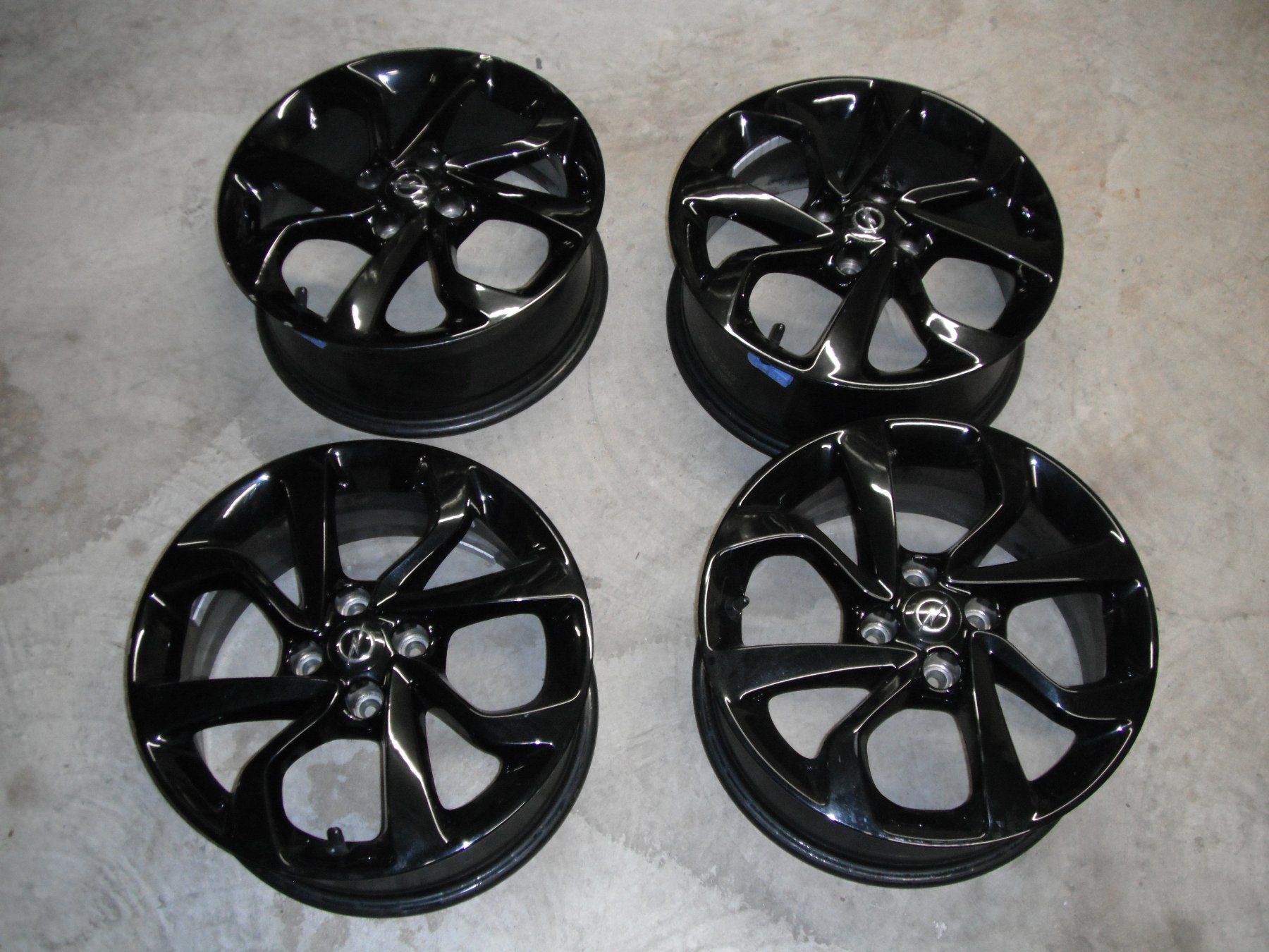 Opel Cerchioni: Opel Corsa E Alufelgen 6.5x16 ET 40 – Usato da Ruswil venduto da bauz01 1