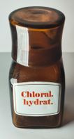 Apothekerflasche CHLORAL. HYDRAT. Um 1950 12cm