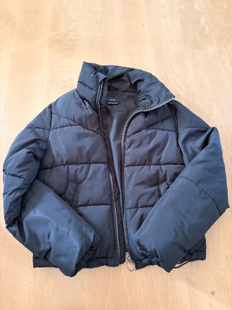 Bershka Winter-Pufferjacke - Grösse S