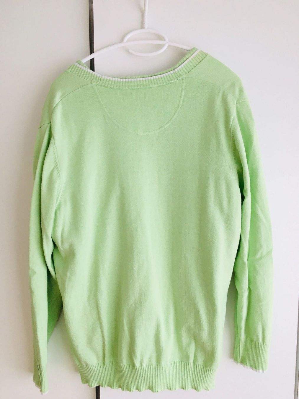 Vestes: Schöne Strickjacke mit Pullover – D'occasion à Bern par Smile-2707 3