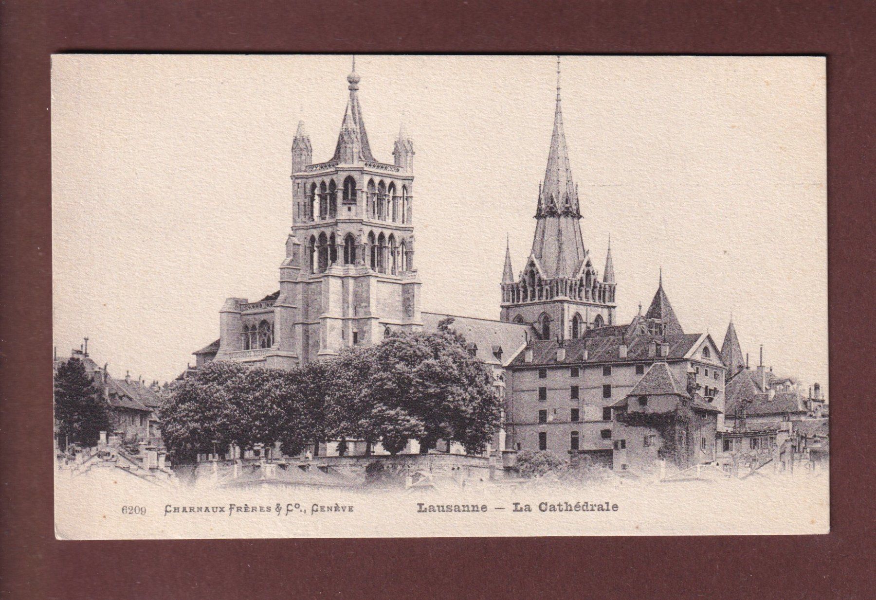 Cartoline postali: LAUSANNE - La Cathédrale – Usato da Pully venduto da nicecards