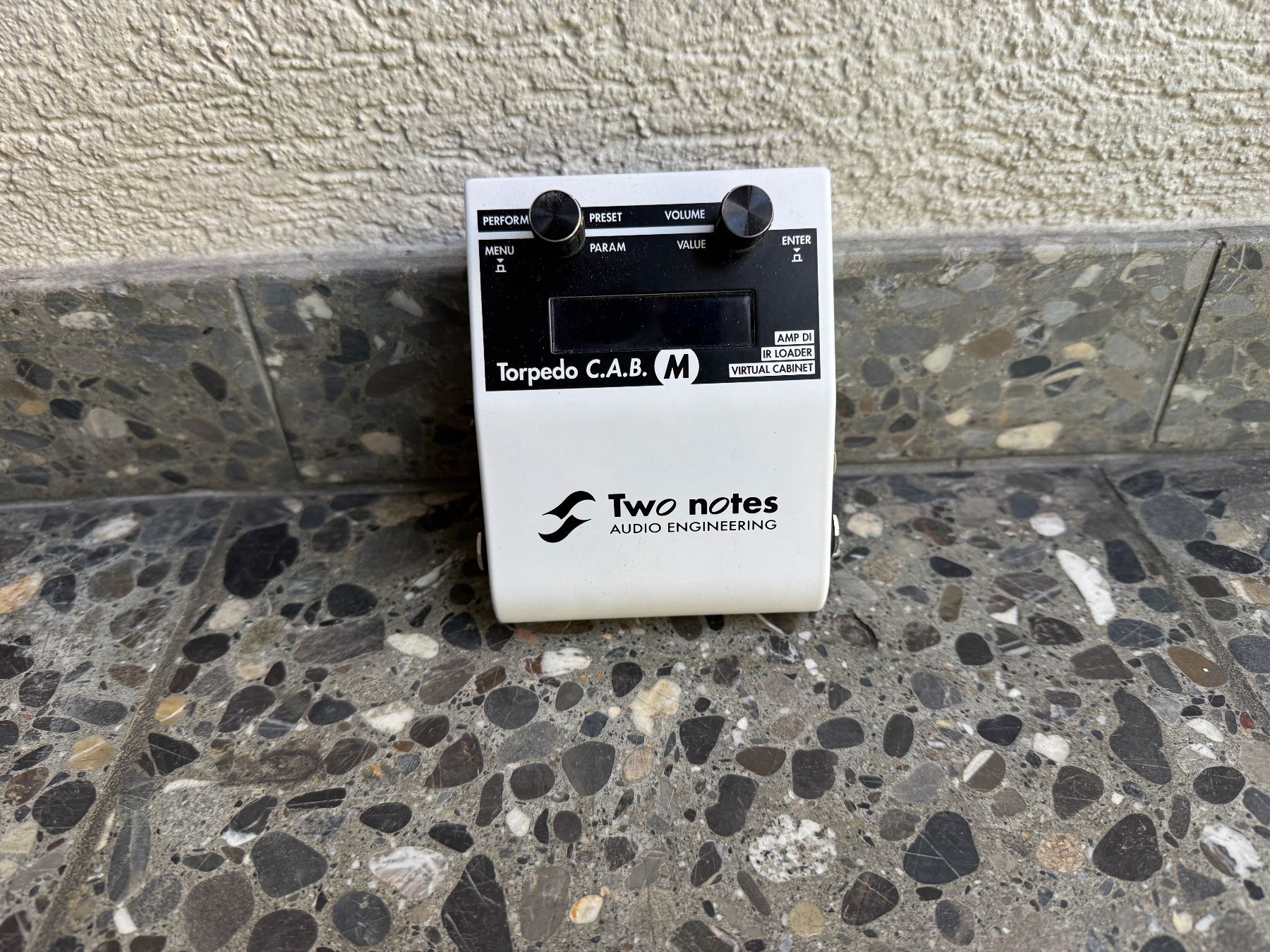 Musikinstrumente: Two Notes Torpedo C.A.B M – Gebraucht aus Bern von A.W.S.R