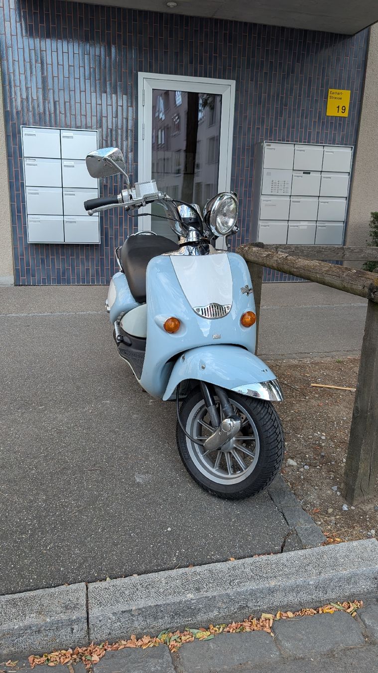 Aprilia Sonstige: Aprilia Mojito 125 – Defekt aus Pfäffikon ZH von okidokii