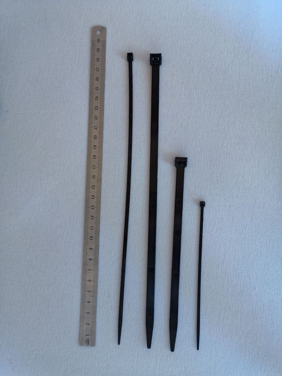 2500 Stück Schwarze Kabelbinder 20,3 Cm – Zugfestigkeit 29,5 Kg, Nylon PA66, Selbstsichernd, UV-beständig (für Innen & Außen)