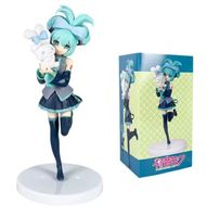 Hatsune Miku Figur mit Hase - Neu und OVP!