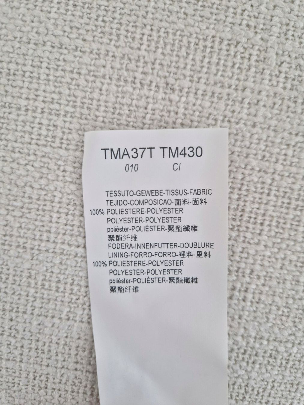 Armani Vestiti: ARMANI COLLEZIONI Neu Gr. M/L – Nuovo e nell'imballaggio originale da Horgen venduto da akkohappyshopping 9
